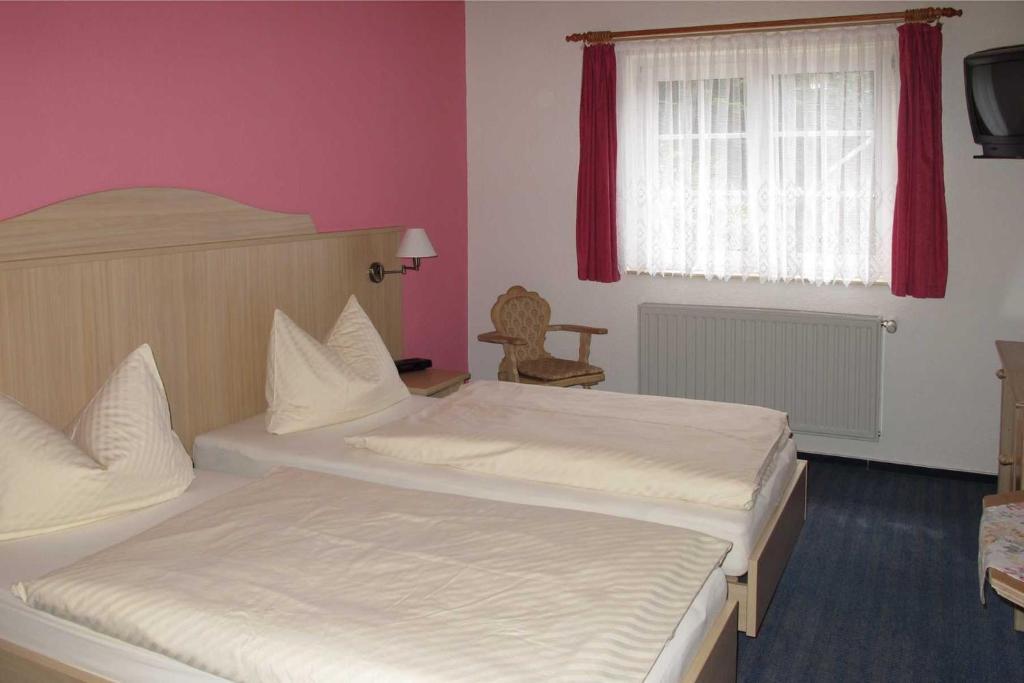 Land-Gut-Hotel Zur Lochmuehle Penig Chambre photo
