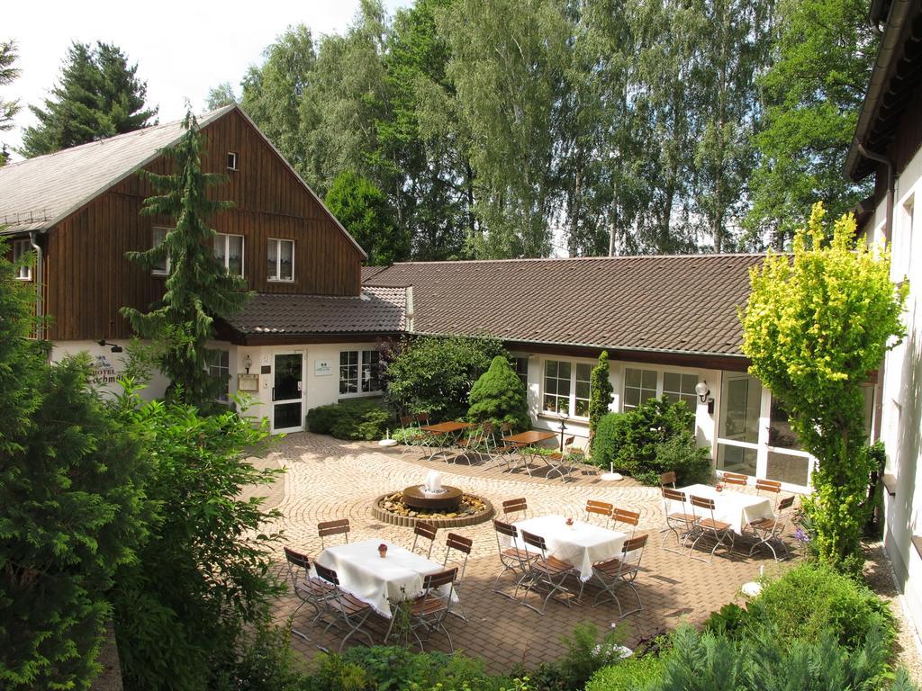 Land-Gut-Hotel Zur Lochmuehle Penig Extérieur photo